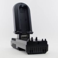 Зарядное устройство Nitecore Intellicharger UM 10